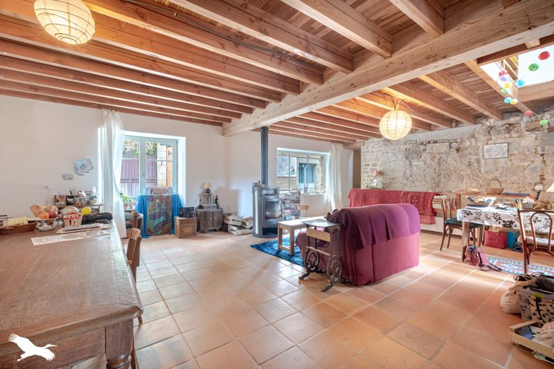 Vente Maison NEDDE - 7 pièces -189 m² - (87120)