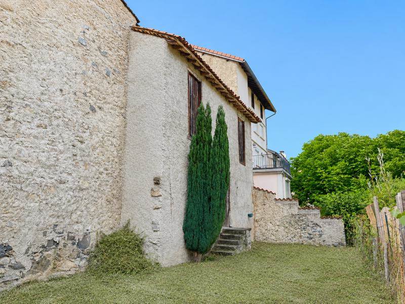 Vente Grange SEIX - 2 pièces -148 m² - (09140)