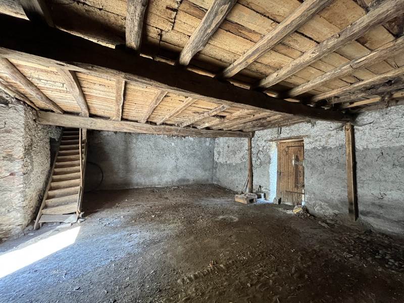 Vente Grange SEIX - 2 pièces -148 m² - (09140)