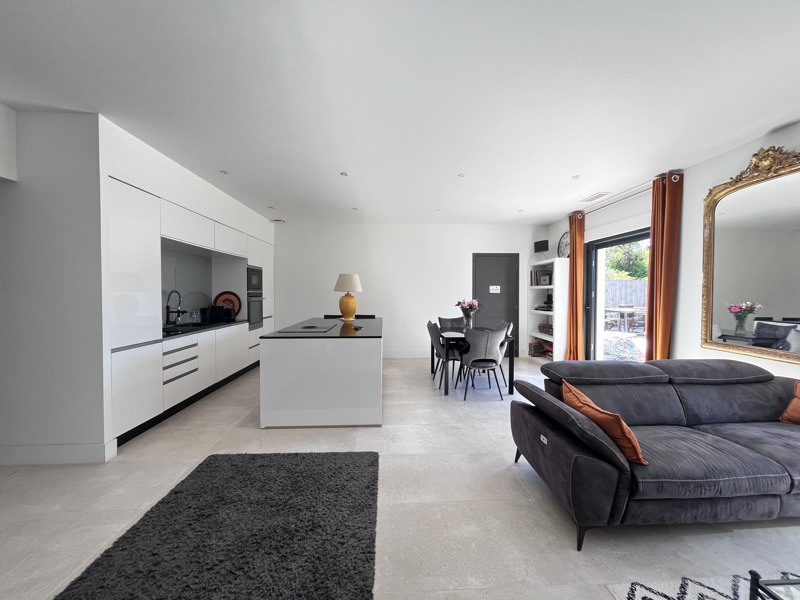 Vente Maison GUJAN MESTRAS - 5 pièces -125 m² - (33470)