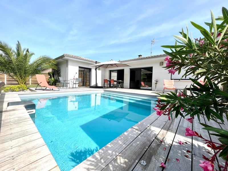 Vente Maison GUJAN MESTRAS - 5 pièces -134 m² - (33470)