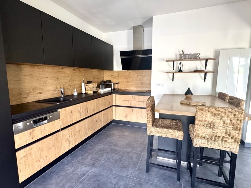 Vente Maison GUJAN MESTRAS - 5 pièces -127 m² - (33470)