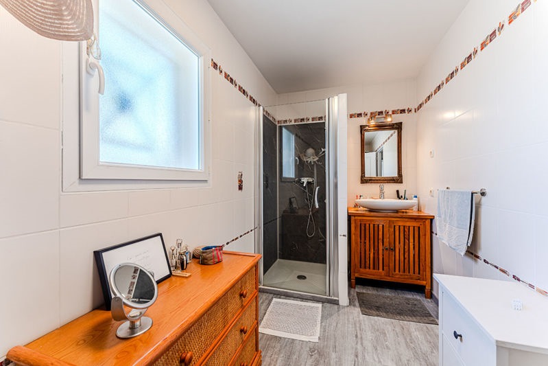 Vente Maison GUJAN MESTRAS - 7 pièces -157 m² - (33470)