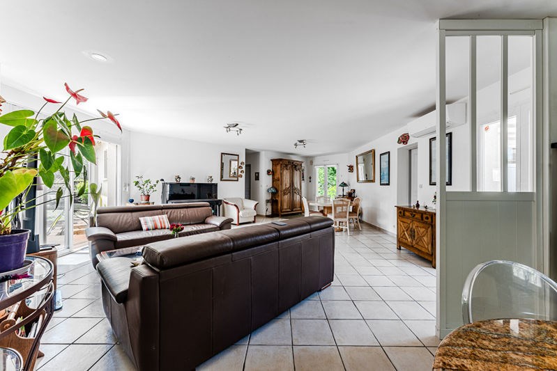 Vente Maison GUJAN MESTRAS - 7 pièces -157 m² - (33470)