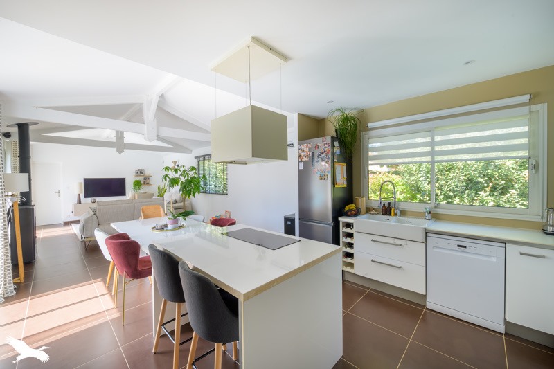 Vente Maison GUJAN MESTRAS - 5 pièces -124 m² - (33470)