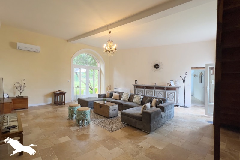 Vente Maison Condat-sur-Vienne - 8 pièces -237 m² - (87920)
