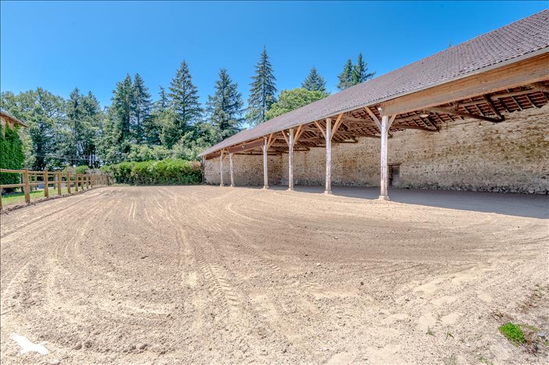 Vente Maison LE VIGEN - 8 pièces -589 m² - (87110)