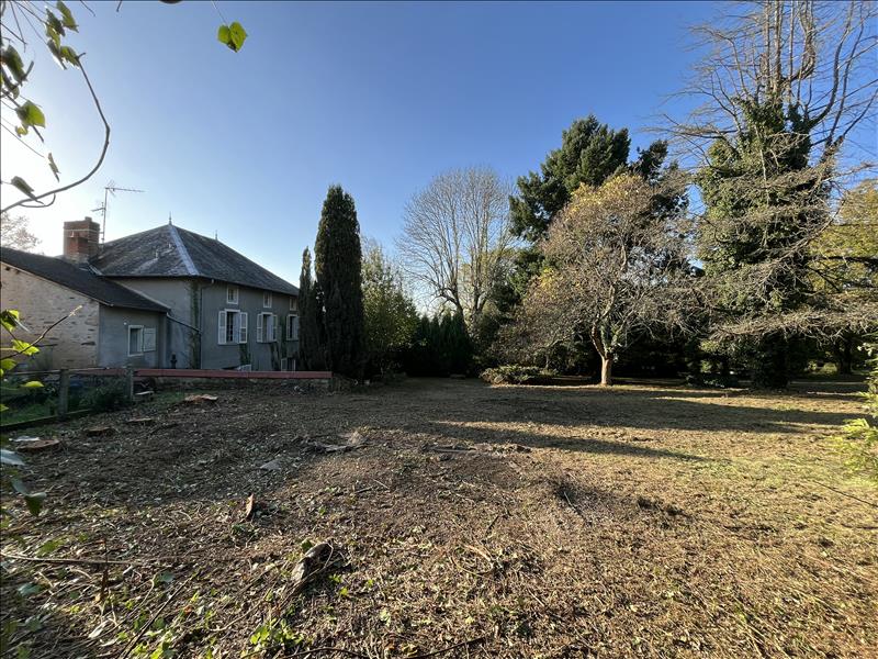 Vente Maison CONDAT SUR VIENNE - 13 pièces -285 m² - (87920)