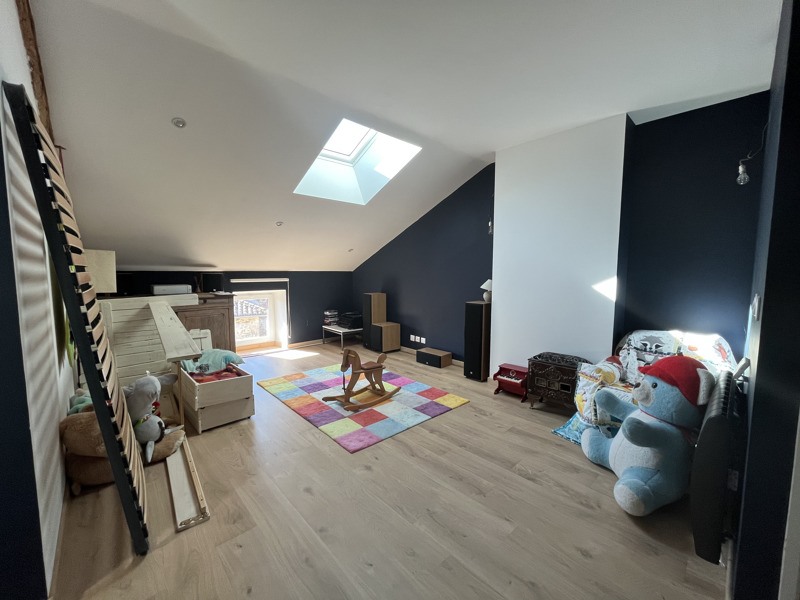 Vente Maison LIMOGES - 9 pièces -205 m² - (87100)