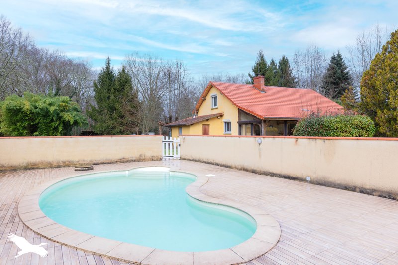 Vente Maison HERRE - 6 pièces -182 m² - (40310)