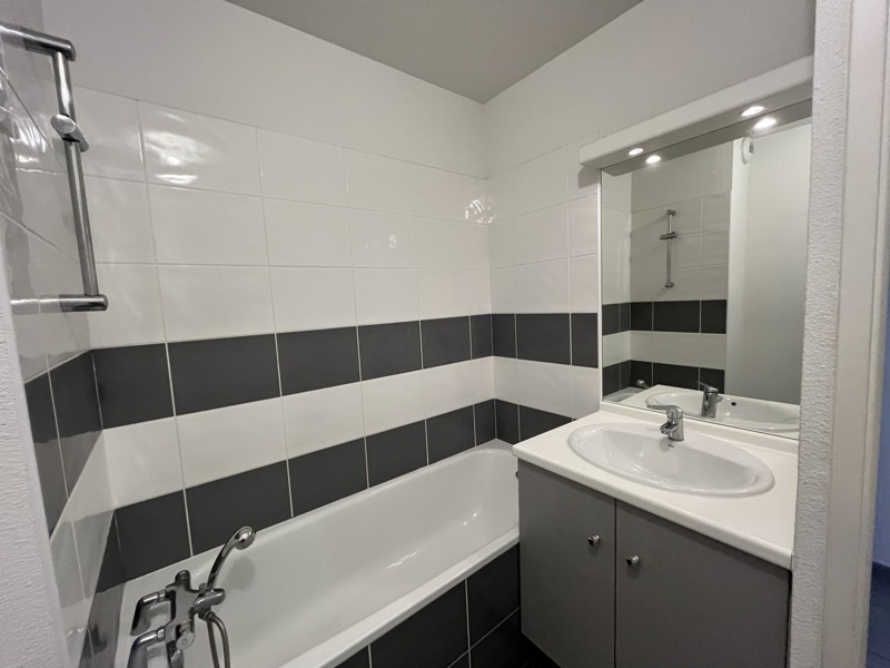 Vente Appartement TOULOUSE - 3 pièces -65 m² - (31300)