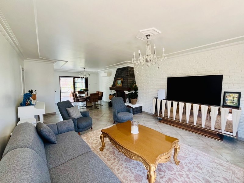 Vente Maison L ISLE ADAM - 10 pièces -192 m² - (95290)