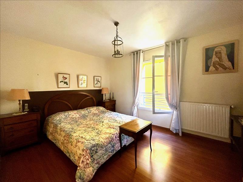 Vente Appartement L ISLE ADAM - 5 pièces -90 m² - (95290)