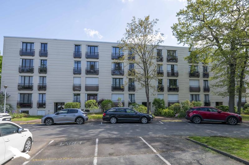 Vente Appartement L ISLE ADAM - 3 pièces -66 m² - (95290)