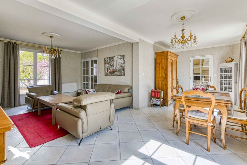 Vente Maison PRESLES - 7 pièces -185 m² - (95590)