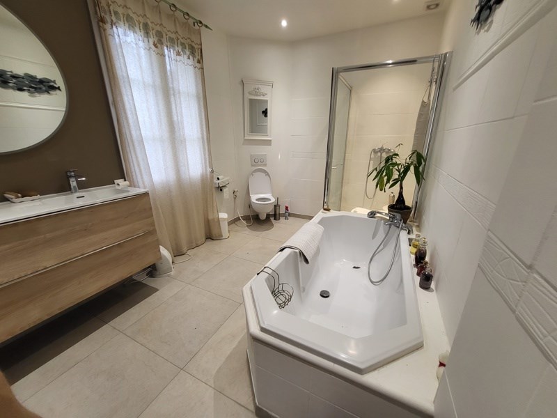 Vente Maison NESLES LA VALLEE - 8 pièces -240 m² - (95690)
