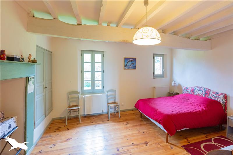 Vente Maison SABAILLAN - 7 pièces -204 m² - (32420)