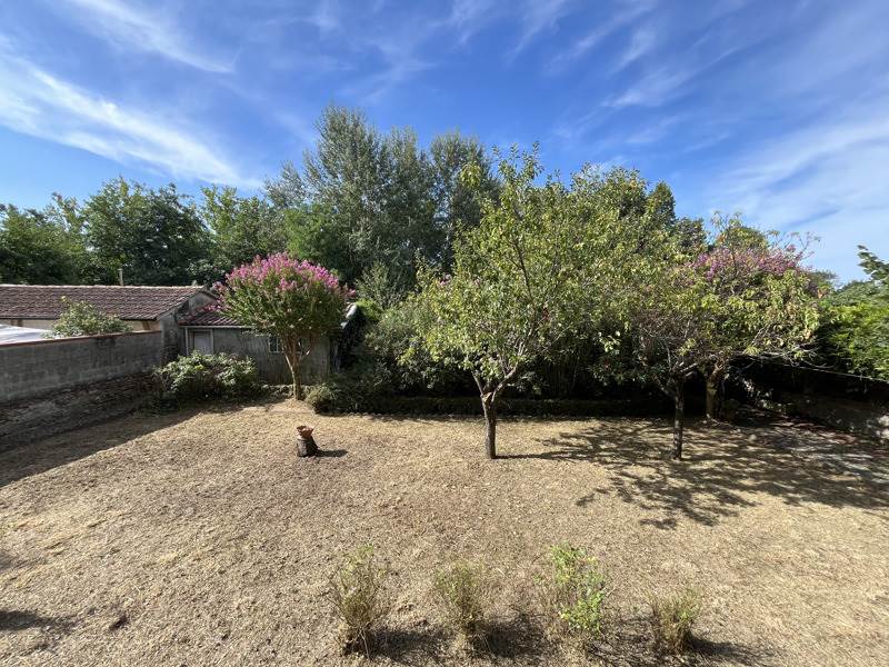 Vente Maison LOMBEZ - 10 pièces -333 m² - (32220)