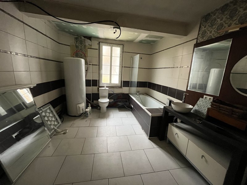 Vente Maison LOMBEZ - 5 pièces -151,5 m² - (32220)