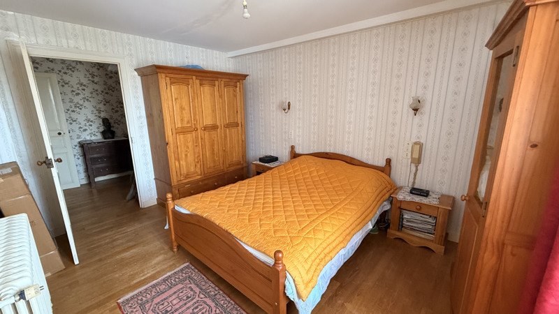 Vente Maison LIZANT - 10 pièces -199 m² - (86400)