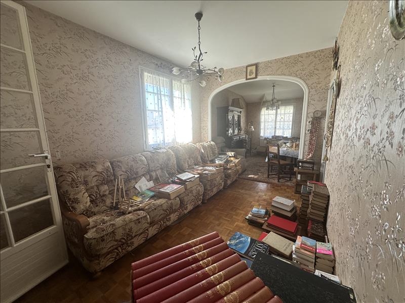 Vente Maison Ruffec - 4 pièces -119 m² - (16700)