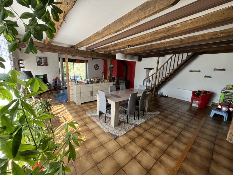 Vente Maison LIZANT - 5 pièces -156 m² - (86400)