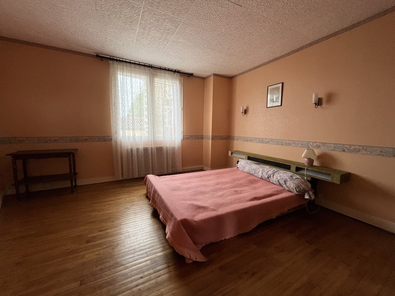 Vente Maison BEAULIEU SUR SONNETTE - 7 pièces -152 m² - (16450)
