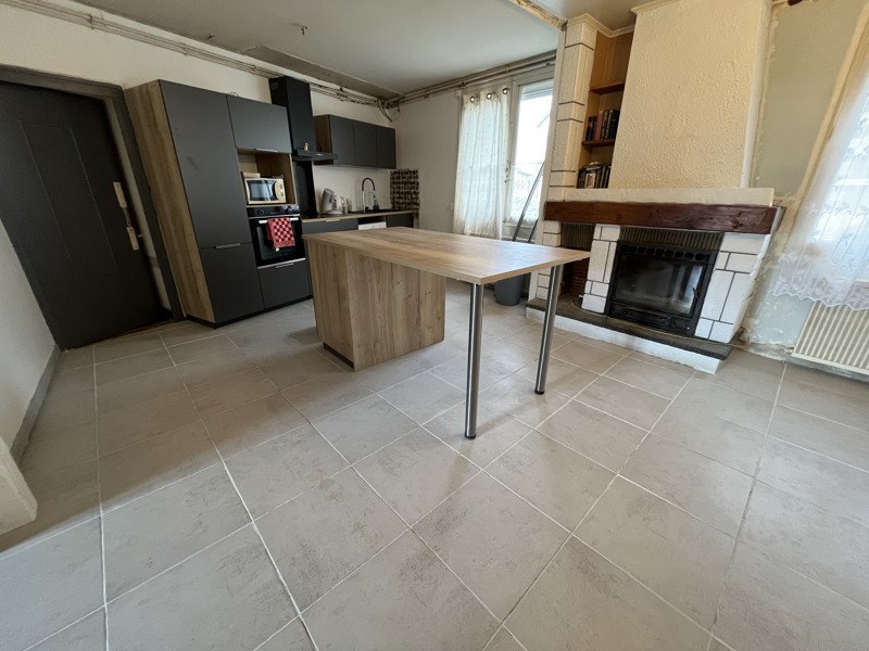 Vente Maison BEAULIEU SUR SONNETTE - 7 pièces -152 m² - (16450)