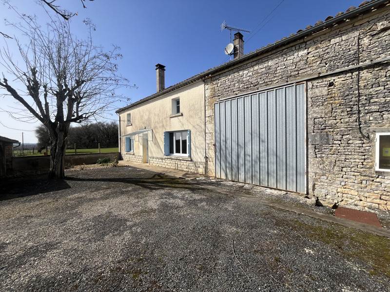 Vente Maison POURSAC - 3 pièces -65 m² - (16700)