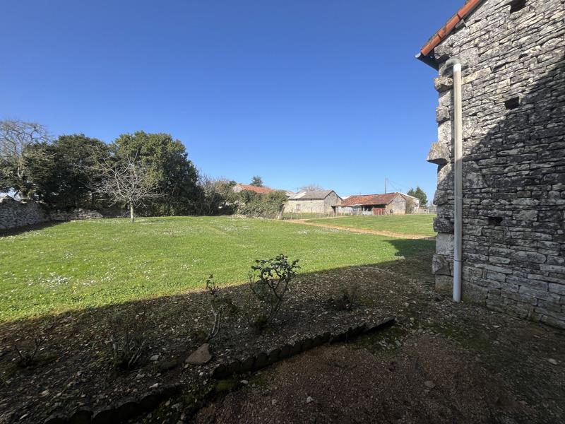 Vente Maison POURSAC - 3 pièces -65 m² - (16700)