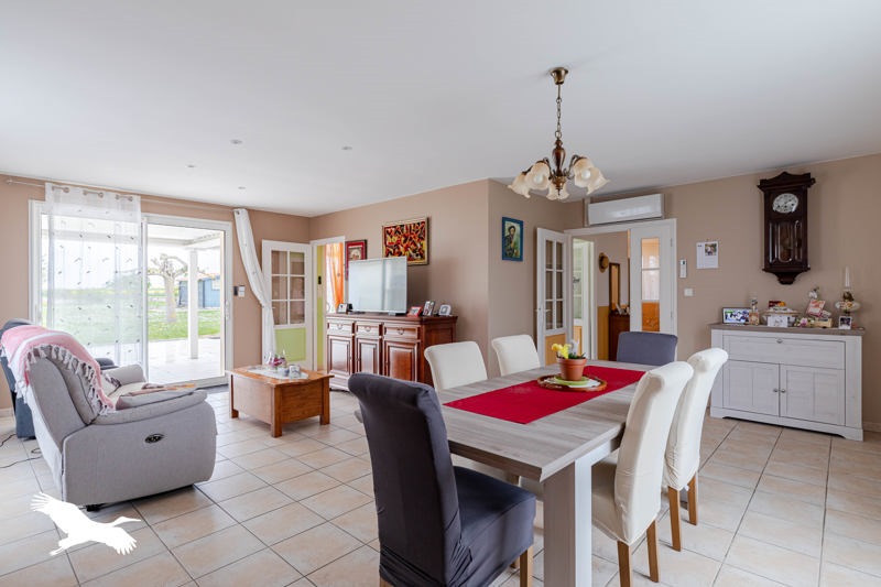 Vente Maison LA FAYE - 5 pièces -140 m² - (16700)
