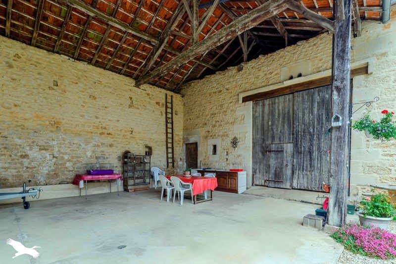 Vente Maison MONTJEAN - 6 pièces -179 m² - (16240)