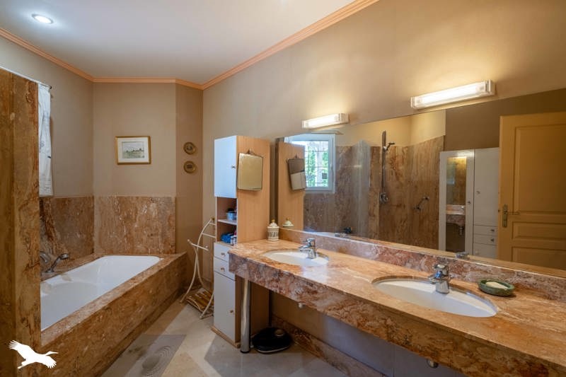 Vente Maison RUFFEC - 3 pièces -105 m² - (16700)