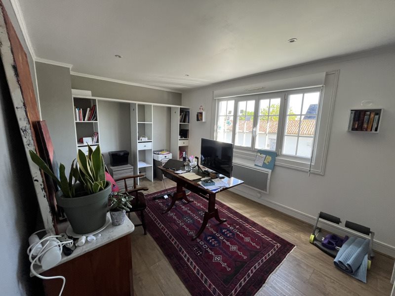 Vente Maison LES ADJOTS - 5 pièces -106 m² - (16700)
