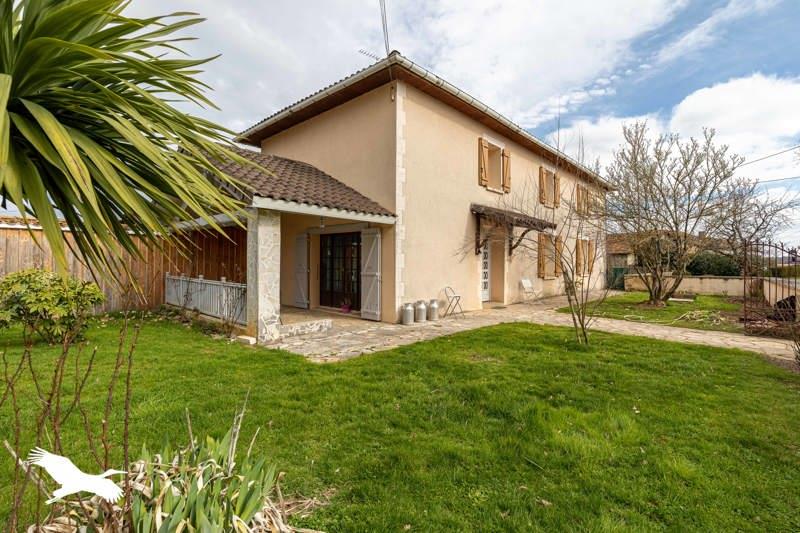 Vente Maison NANTEUIL EN VALLEE - 5 pièces -136 m² - (16700)