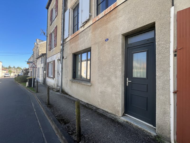 Vente Maison RUFFEC - 3 pièces -91 m² - (16700)