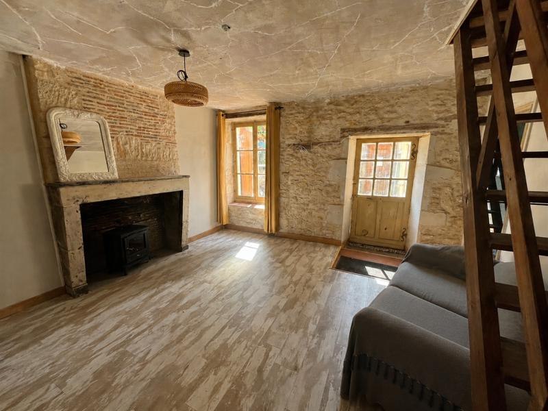 Vente Maison RUFFEC - 3 pièces -45 m² - (16700)
