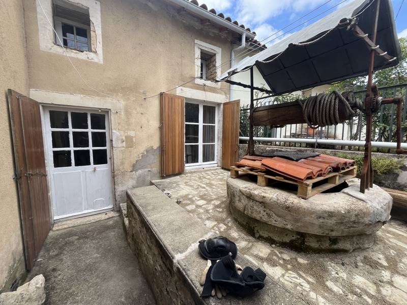 Vente Maison RUFFEC - 3 pièces -45 m² - (16700)