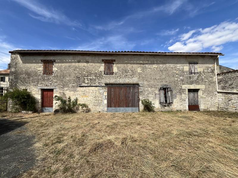 Vente Maison LUPSAULT - 3 pièces -88 m² - (16140)