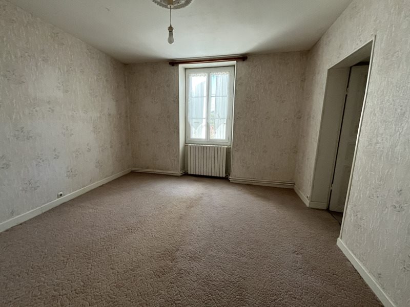 Vente Maison COULONGES - 4 pièces -122 m² - (16330)
