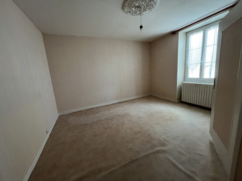 Vente Maison COULONGES - 4 pièces -122 m² - (16330)