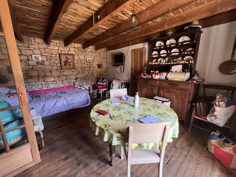 Vente Maison Bioussac - 5 pièces -127 m² - (16700)