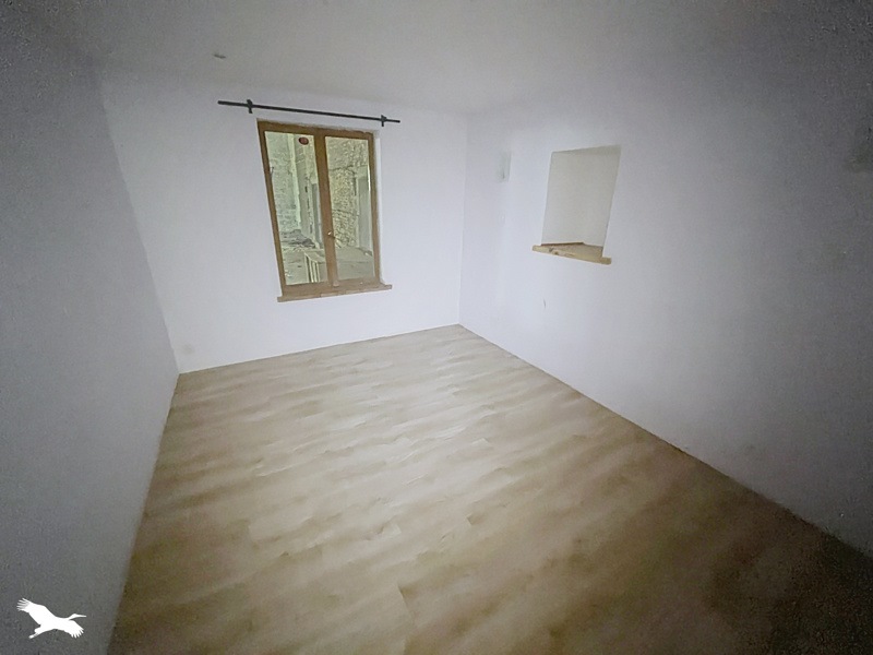 Vente Grange TAIZE AIZIE - 2 pièces -48 m² - (16700)