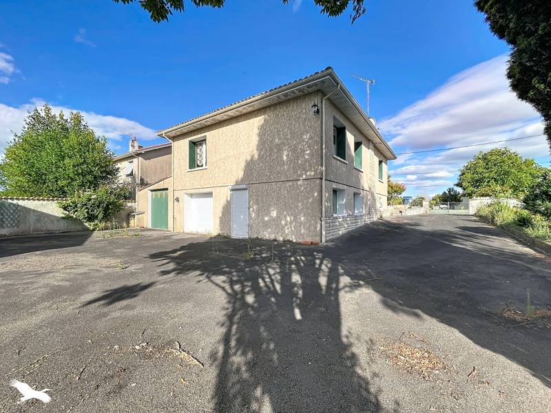 Vente Maison MANSLE LES FONTAINES - 6 pièces -153 m² - (16230)