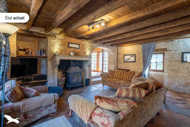 Vente Maison NANTEUIL EN VALLEE - 7 pièces -265 m² - (16700)