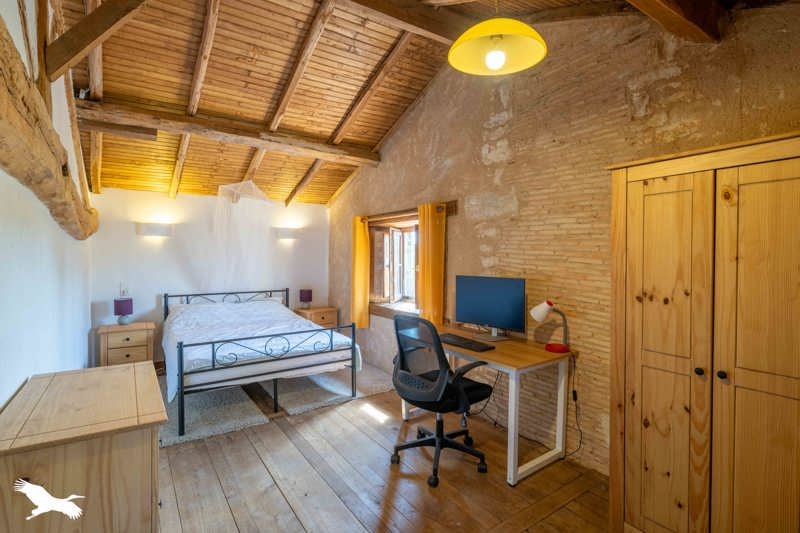 Vente Maison NANTEUIL EN VALLEE - 7 pièces -265 m² - (16700)