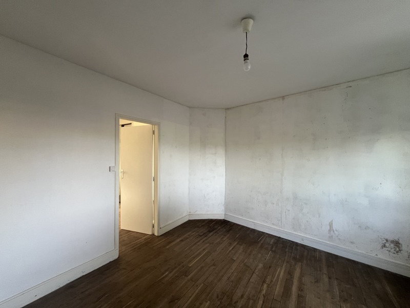 Vente Maison Ruffec - 4 pièces -62 m² - (16700)