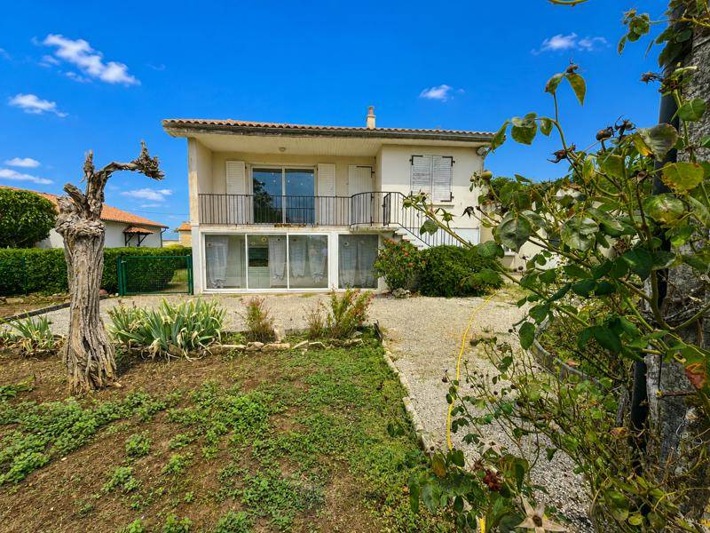 Vente Maison Saint-Saviol 86400 5 pièces - 137 m²