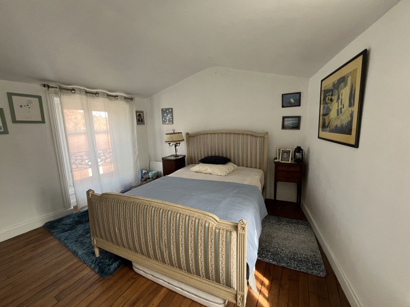 Vente Maison Ruffec - 5 pièces -106 m² - (16700)