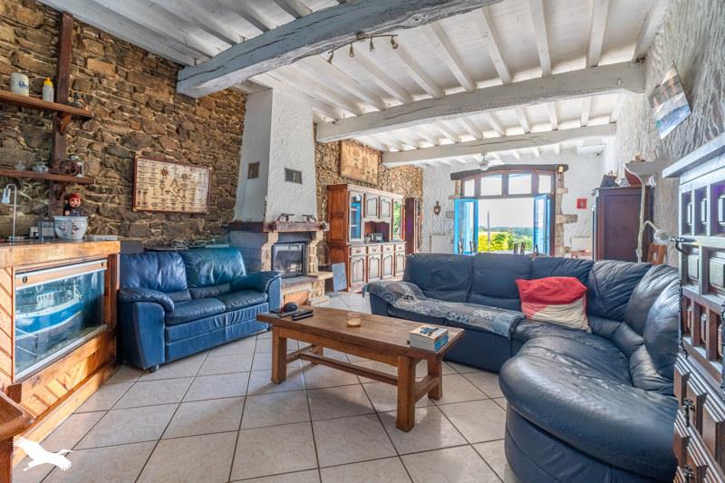 Vente Maison ST PANDELON - 8 pièces -247 m² - (40180)